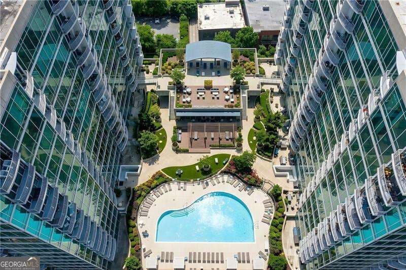 2 bedroom, 1 bathroom, 926 sq ft condominium for sale at 923 Peachtree Street 1221, Atlanta, GA 30309 — photo 5
