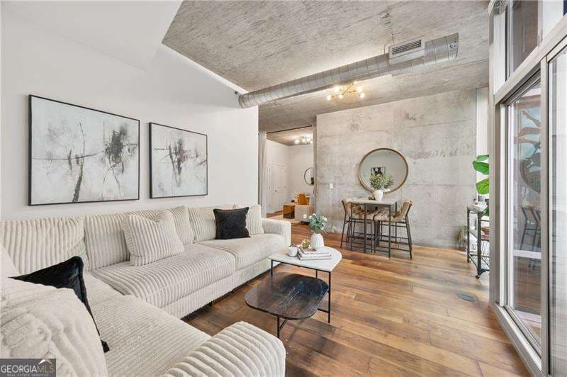2 bedroom, 1 bathroom, 926 sq ft condominium for sale at 923 Peachtree Street 1221, Atlanta, GA 30309 — photo 10