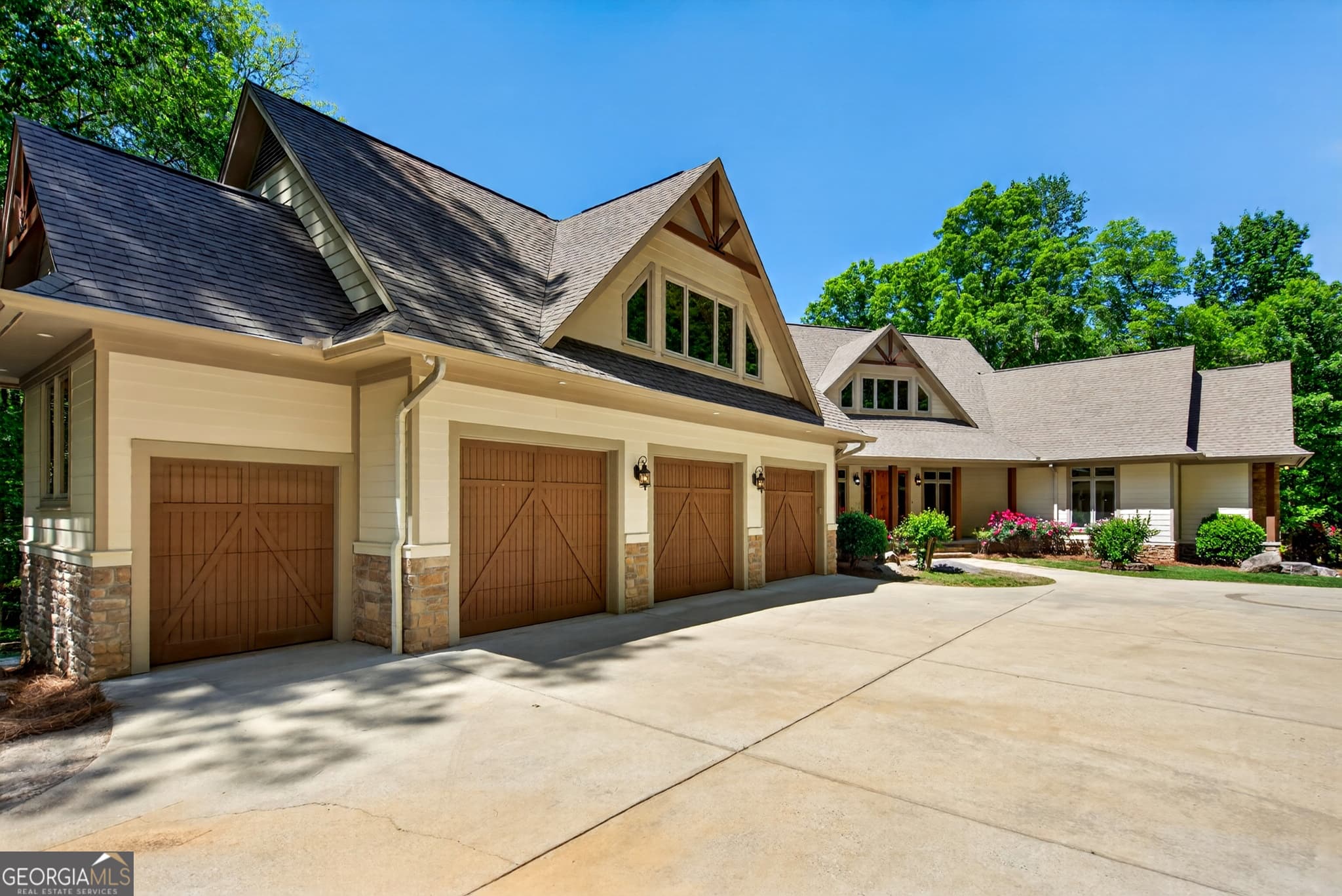 5 bedroom, 4.5 bathroom, 5,462 sq ft single family residence for sale at 1154 Hunter Road, Cataula, GA 31804 — photo 4