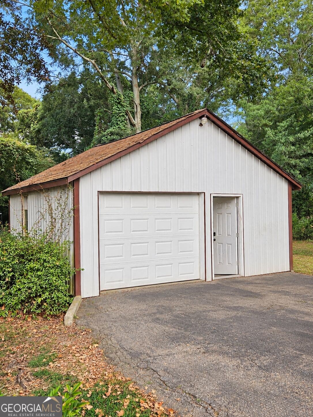 3 bedroom, 2 bathroom, 1,008 sq ft single family residence for sale at 104-108 W May Street, Winder, GA 30680 — photo 4