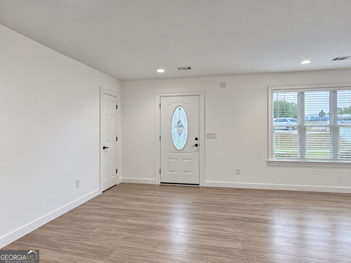 3 bedroom, 2 bathroom, 1,008 sq ft single family residence for sale at 104-108 W May Street, Winder, GA 30680 — photo 8