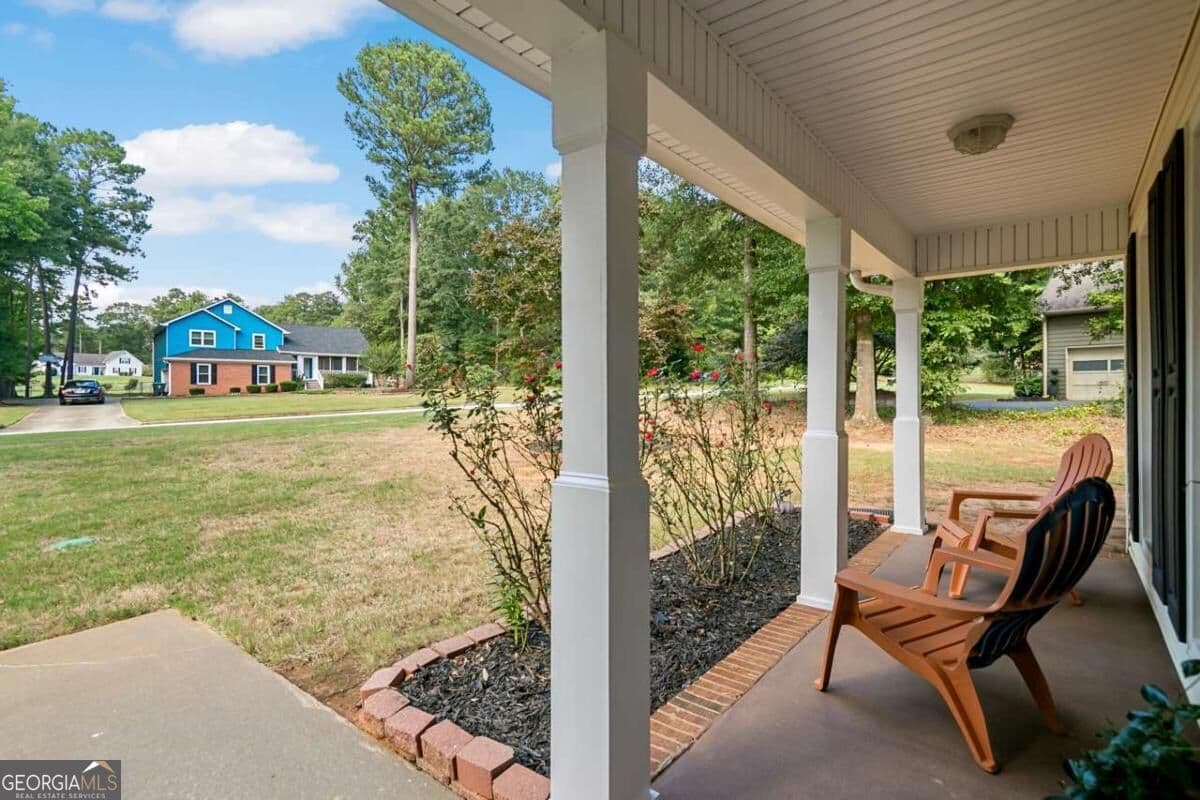 4 bedroom, 2.5 bathroom, 2,287 sq ft single family residence for sale at 507 Daileys Creek Drive, Mcdonough, GA 30253 — photo 9