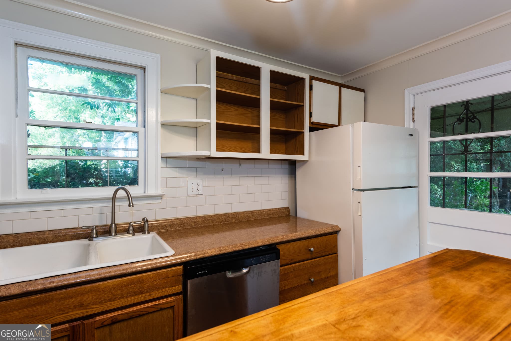 2 bedroom, 1 bathroom, 800 sq ft single family residence for rent at 1318 Elizabeth Lane B - REAR, East Point, GA 30344 for $1,295 a month — photo 9