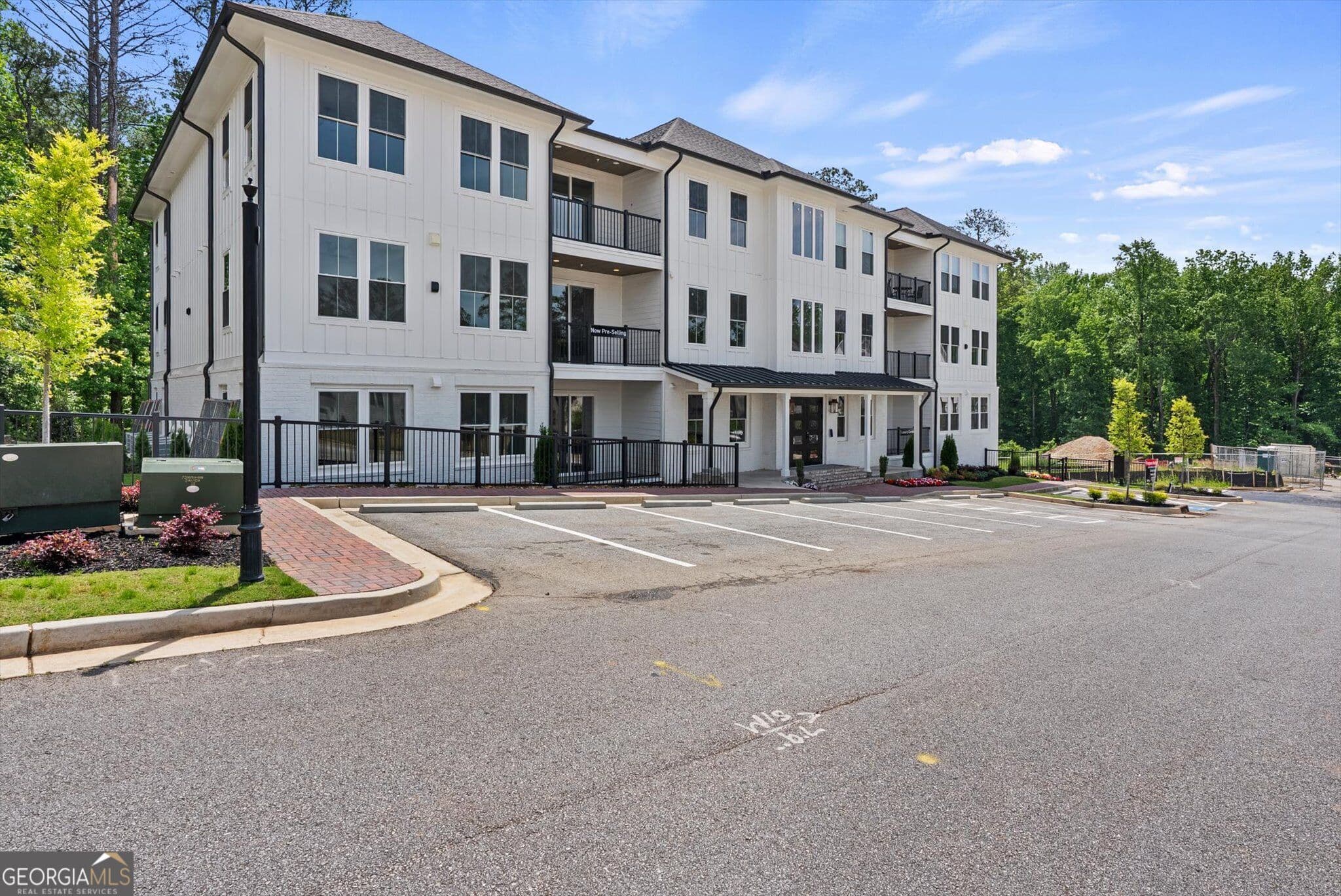 2 bedroom, 2.5 bathroom, 1,540 sq ft condominium for sale at 1050 Blair Lane 304, Peachtree City, GA 30269 — photo 5