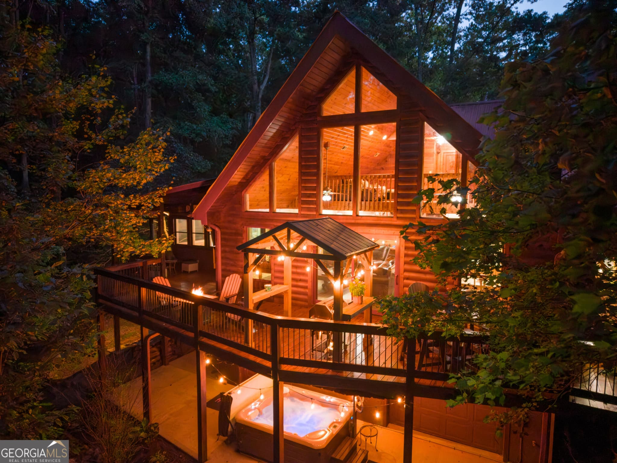 4 bedroom, 3 bathroom, 3,479 sq ft cabin,single family residence for sale at 284 Major Ridge Road, Blue Ridge, GA 30513