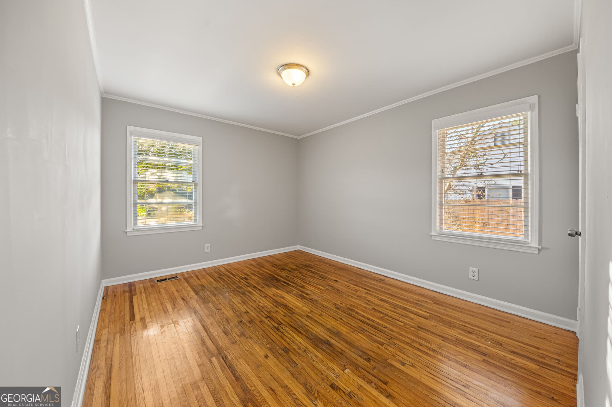 2 bedroom, 1 bathroom, 988 sq ft single family residence for sale at 254 Bellvue Drive, Toccoa, GA 30577 — photo 9