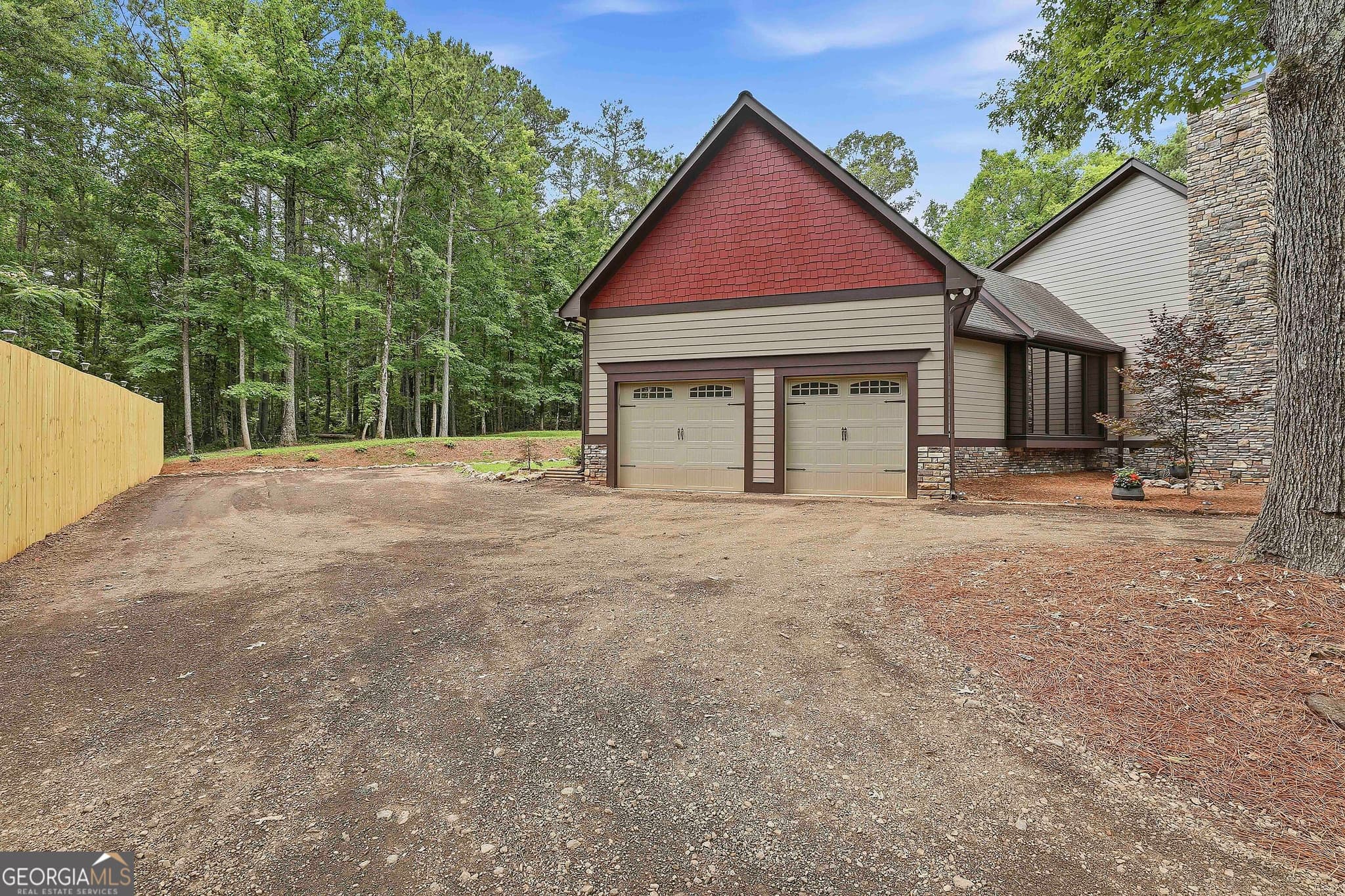 4 bedroom, 3 bathroom, 3,427 sq ft single family residence for sale at 2430 Steele Road, Griffin, GA 30223 — photo 3