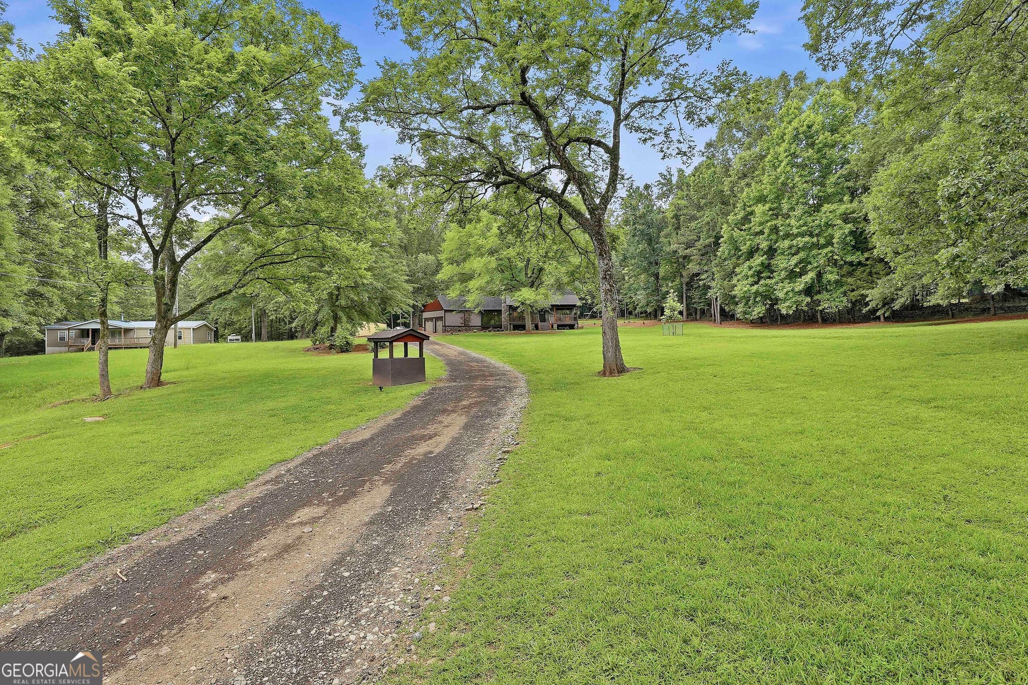 4 bedroom, 3 bathroom, 3,427 sq ft single family residence for sale at 2430 Steele Road, Griffin, GA 30223 — photo 5