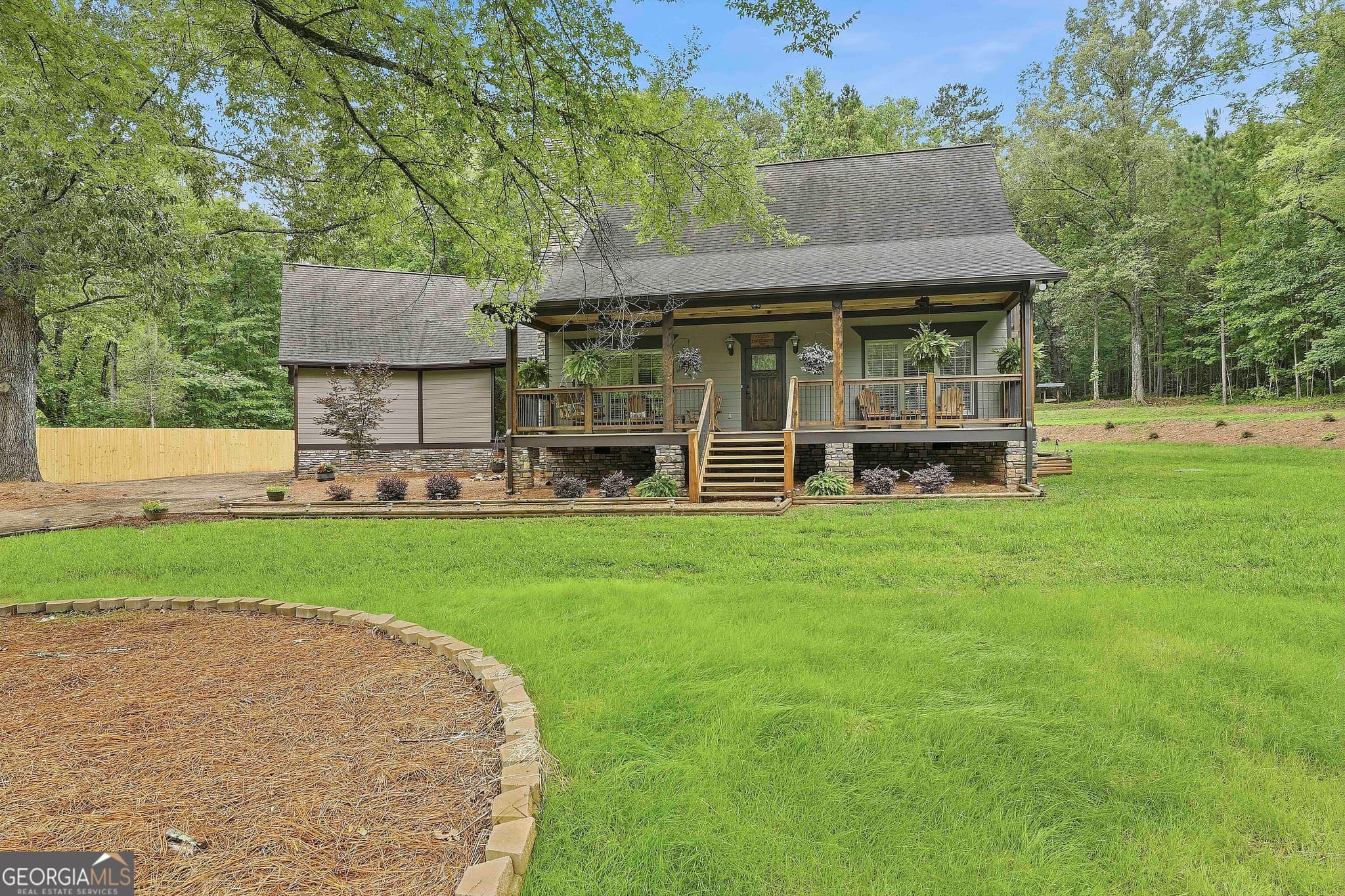 4 bedroom, 3 bathroom, 3,427 sq ft single family residence for sale at 2430 Steele Road, Griffin, GA 30223 — photo 4