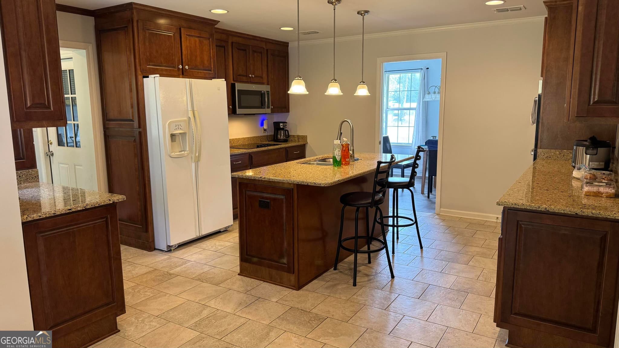 4 bedroom, 2.5 bathroom, 2,508 sq ft single family residence for sale at 355 Summerhill Road, Thomasville, GA 31757 — photo 7