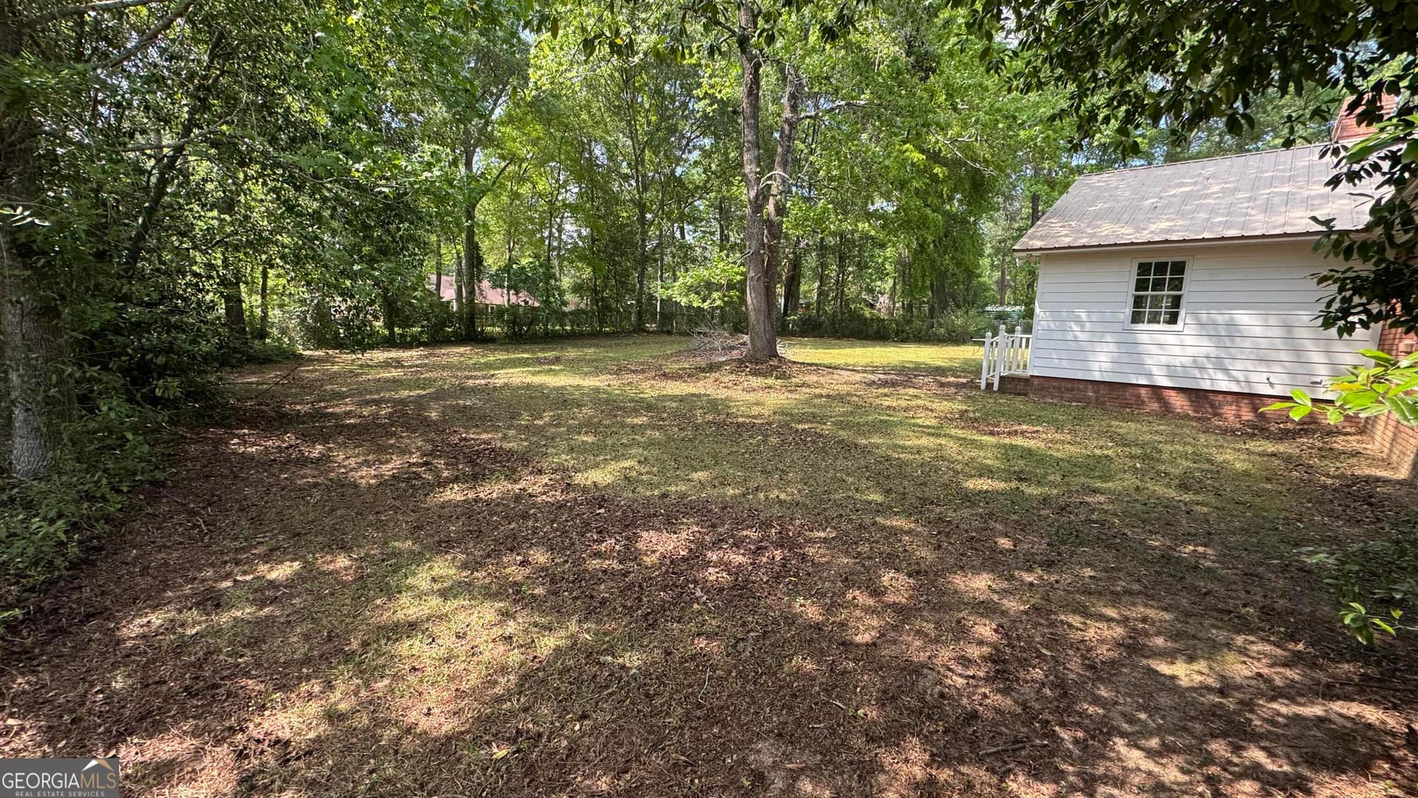 4 bedroom, 2.5 bathroom, 2,508 sq ft single family residence for sale at 355 Summerhill Road, Thomasville, GA 31757 — photo 4