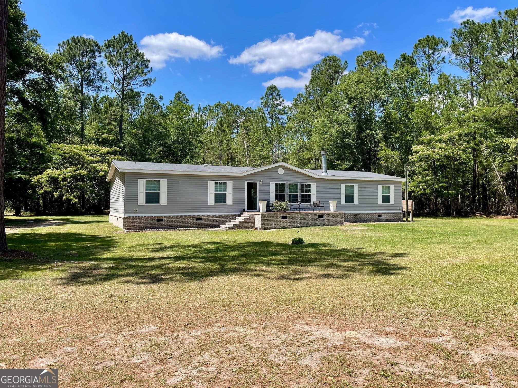 2 bedroom, 2 bathroom, 2,176 sq ft manufactured home,single family residence for sale at 11131 Hwy 24, Statesboro, GA 30461 — photo 1 of 42