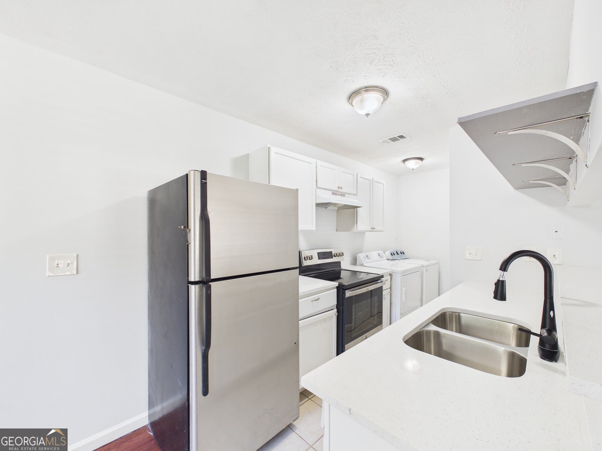 2 bedroom, 1 bathroom, 882 sq ft condominium for sale at 1315 Old Coach Road, Marietta, GA 30008 — photo 10