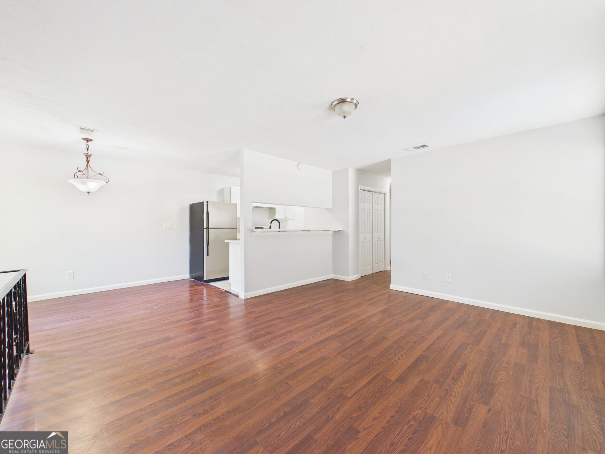 2 bedroom, 1 bathroom, 882 sq ft condominium for sale at 1315 Old Coach Road, Marietta, GA 30008 — photo 8