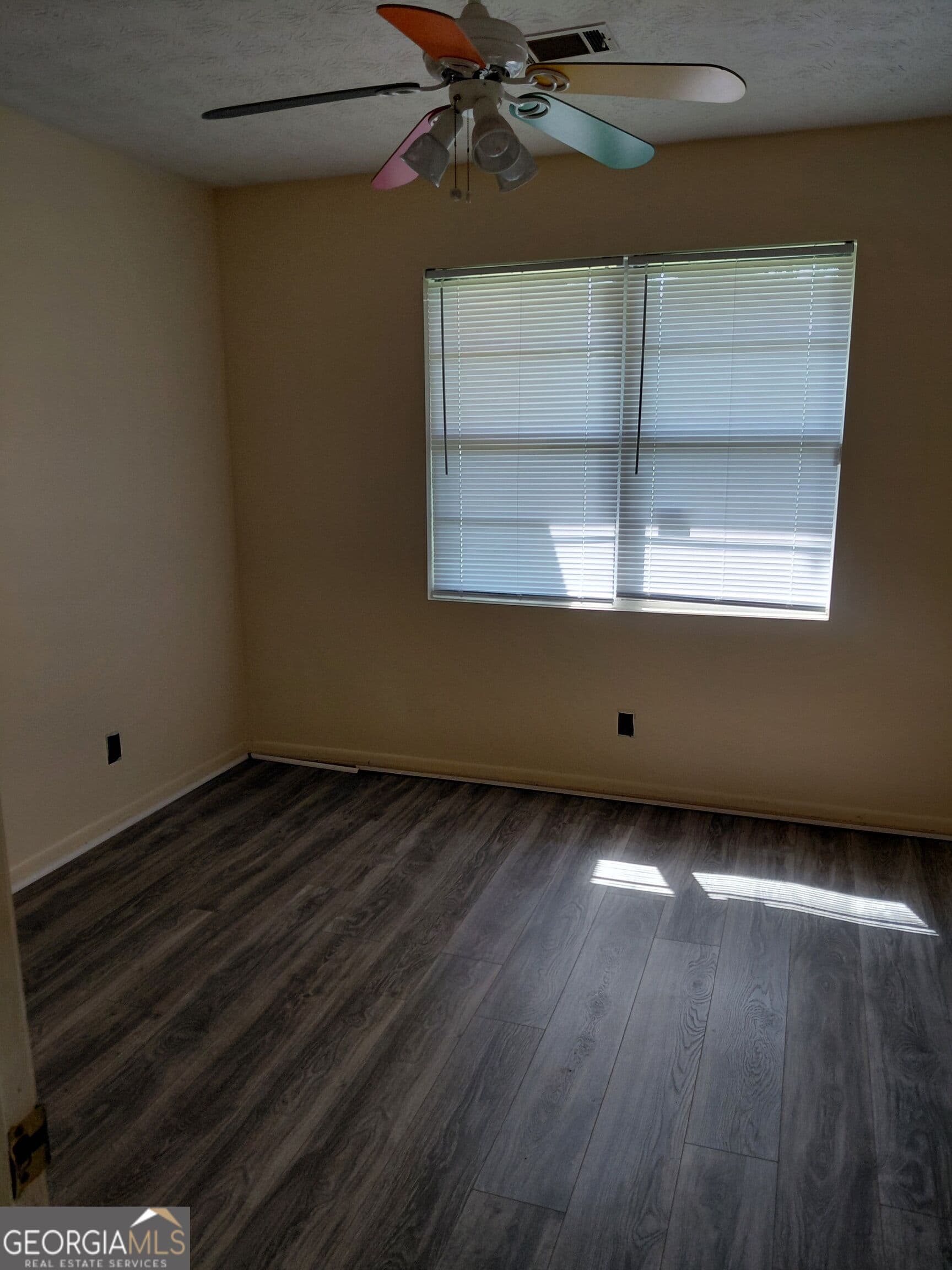 3 bedroom, 1.5 bathroom, 1,638 sq ft single family residence for sale at 11054 Hwy 15, Soperton, GA 30457 — photo 6