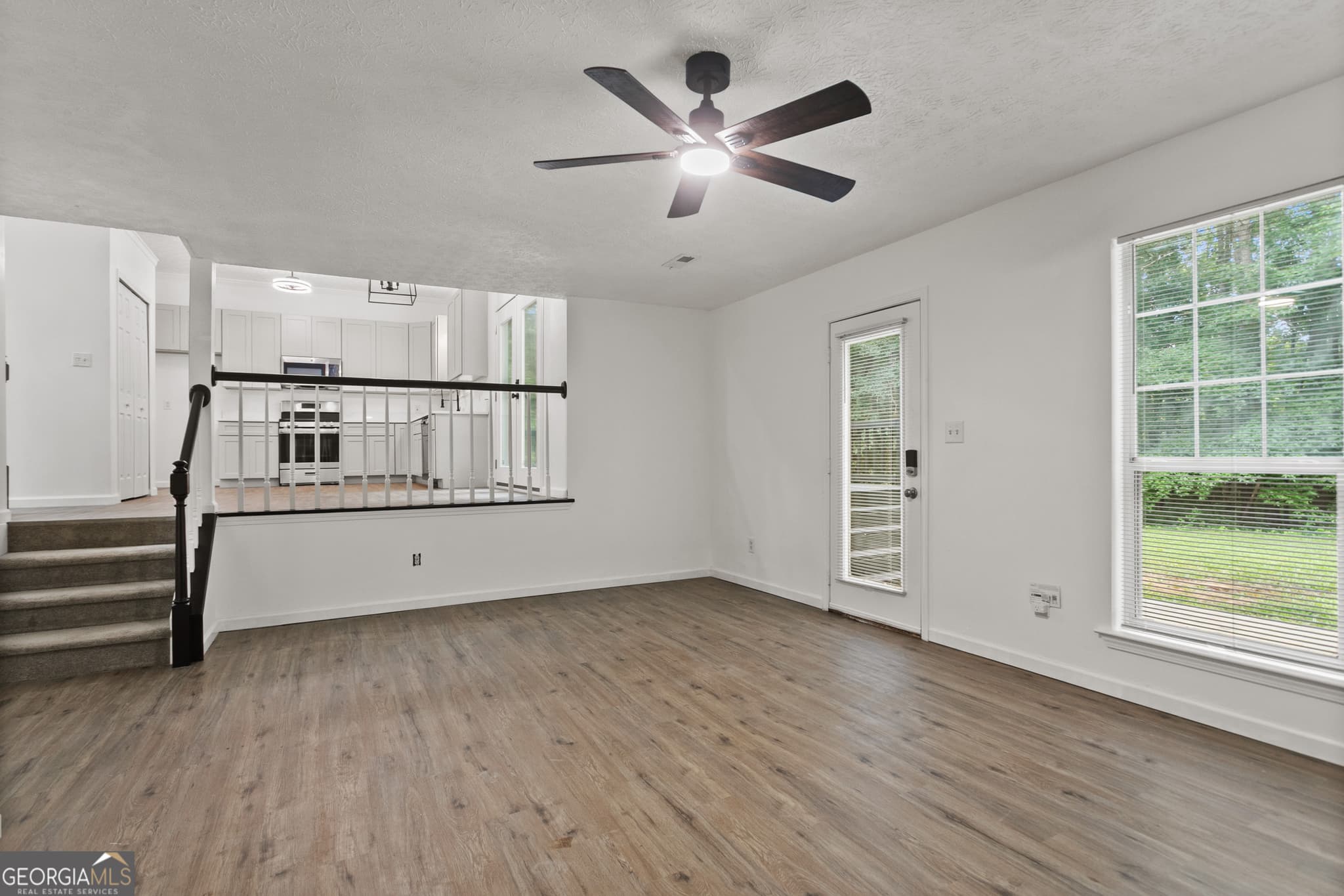 3 bedroom, 2.5 bathroom, 1,614 sq ft single family residence for sale at 164 Bradford Station Drive, Sharpsburg, GA 30277 — photo 7