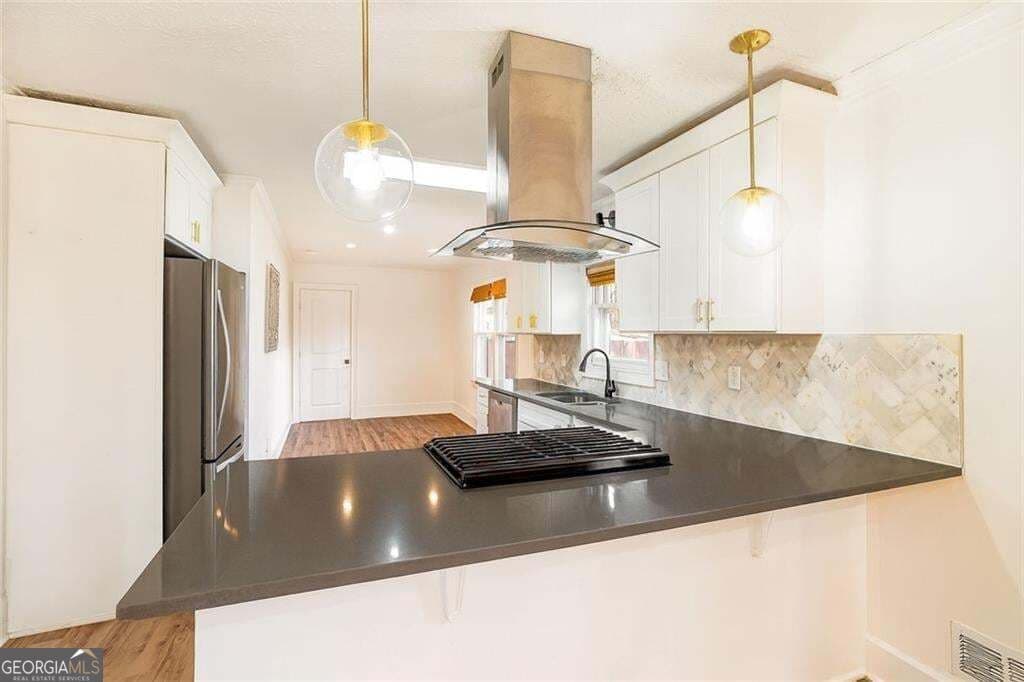 3 bedroom, 2 bathroom, 1,600 sq ft single family residence for sale at 1305 Bellemeade Circle, Mableton, GA 30126 — photo 6