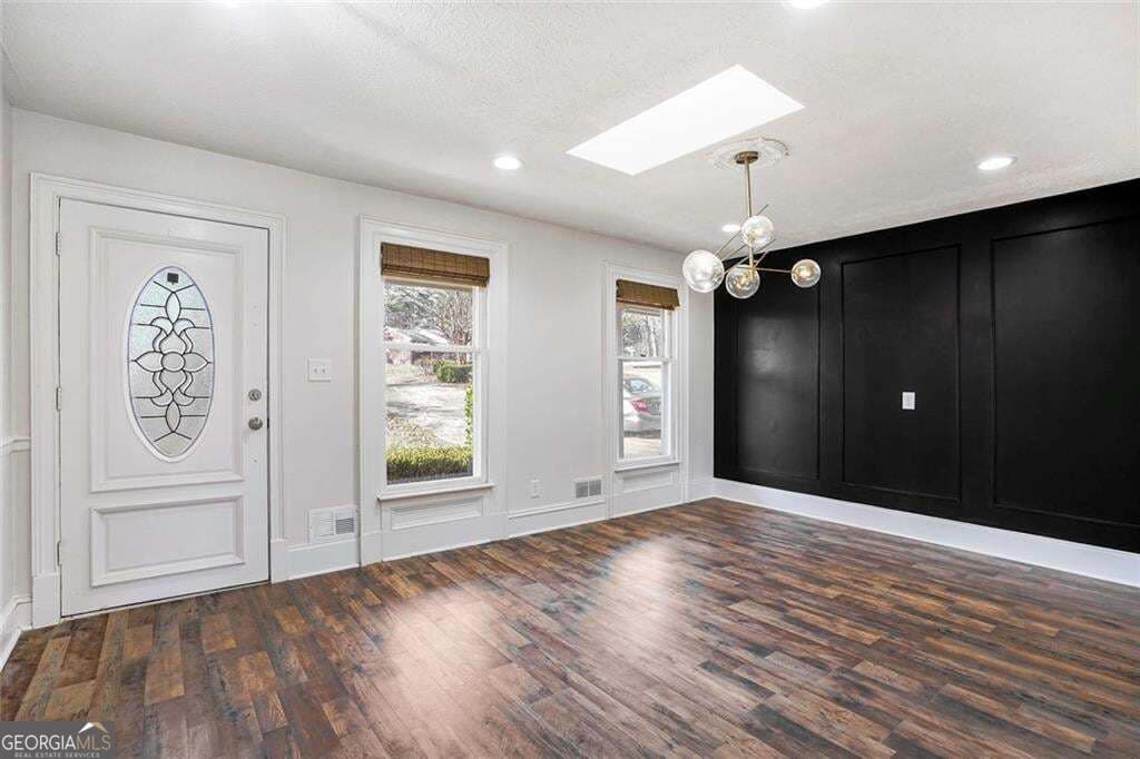 3 bedroom, 2 bathroom, 1,600 sq ft single family residence for sale at 1305 Bellemeade Circle, Mableton, GA 30126 — photo 3