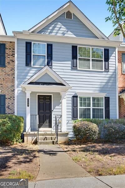 3 bedroom, 2.5 bathroom, 1,870 sq ft townhouse for sale at 720 Breeze Lane, Woodstock, GA 30188 — photo 3