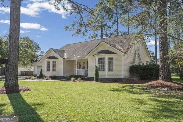 3 bedroom, 2 bathroom, 1,452 sq ft single family residence for sale at 822 E 44Th, Tifton, GA 31794 — photo 3