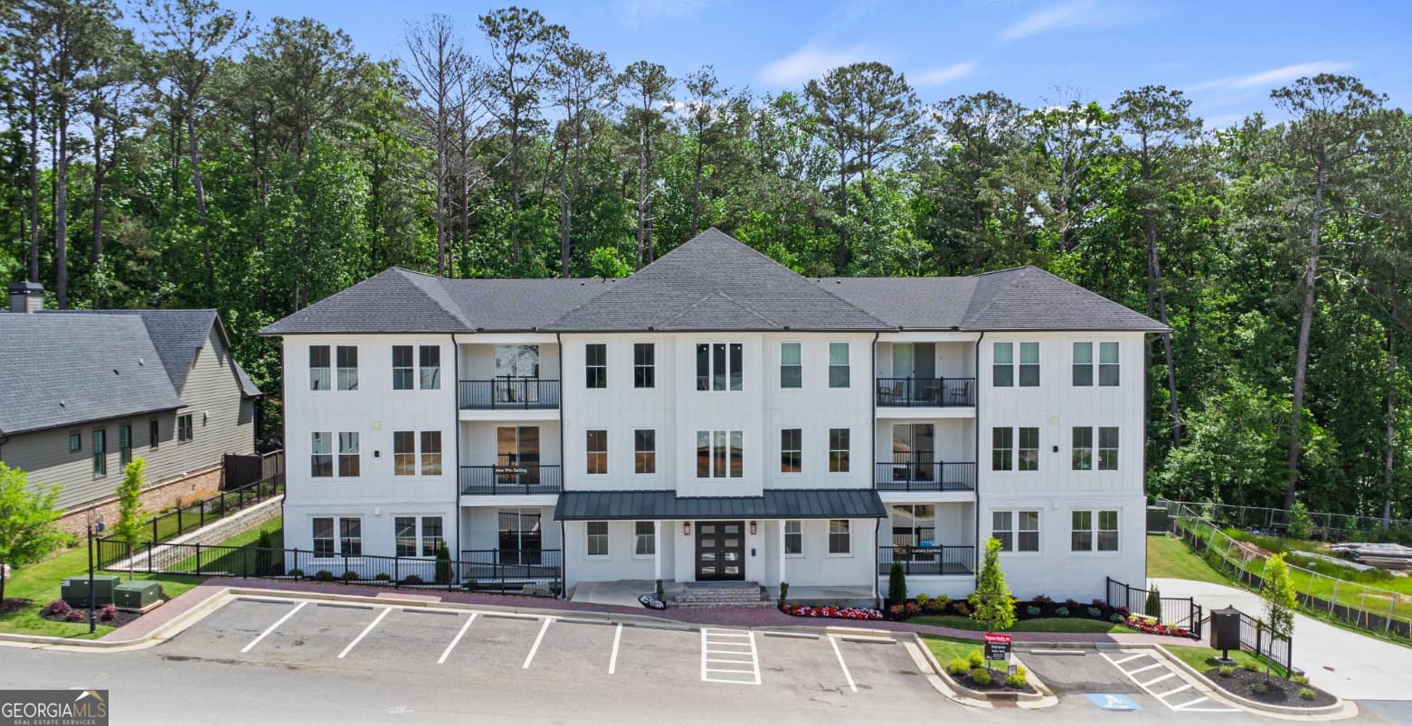 2 bedroom, 2.5 bathroom, 1,472 sq ft condominium for rent at 1050 Blair Lane 103, Peachtree City, GA 30269 for $3,300 a month — photo 1 of 34