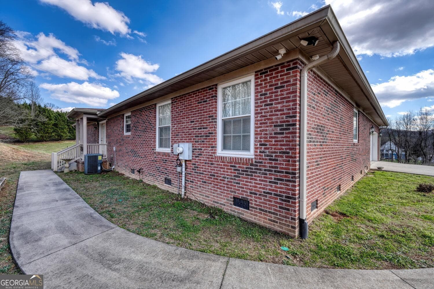 6 bedroom, 4 bathroom, 3,456 sq ft single family residence for sale at 794 State Hwy 66, Young Harris, GA 30582 — photo 9