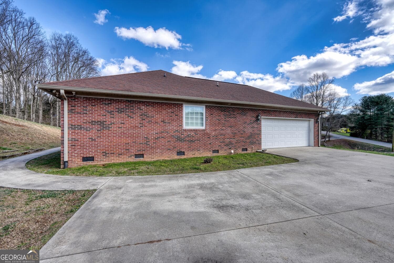 6 bedroom, 4 bathroom, 3,456 sq ft single family residence for sale at 794 State Hwy 66, Young Harris, GA 30582 — photo 10
