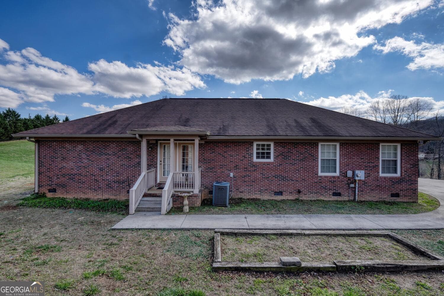 6 bedroom, 4 bathroom, 3,456 sq ft single family residence for sale at 794 State Hwy 66, Young Harris, GA 30582 — photo 8