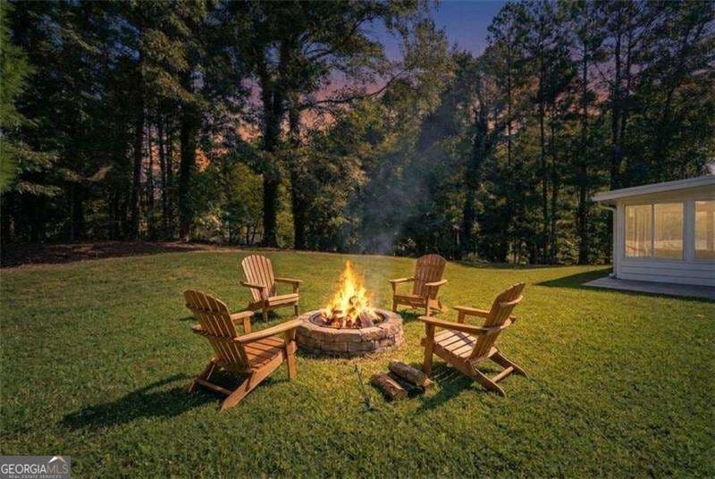 4 bedroom, 2.5 bathroom single family residence for rent at 4921 Heritage Trace Court, Marietta, GA 30062 for $3,000 a month — photo 2
