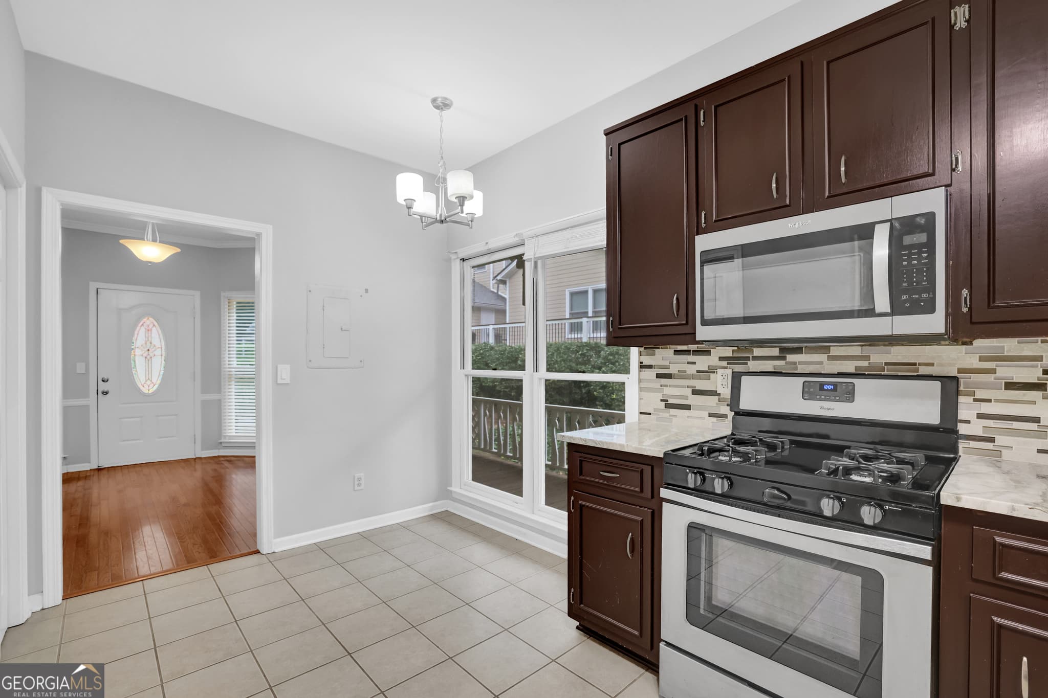 2 bedroom, 2.5 bathroom, 1,266 sq ft townhouse for sale at 1449 Cambridge Common, Decatur, GA 30033 — photo 3