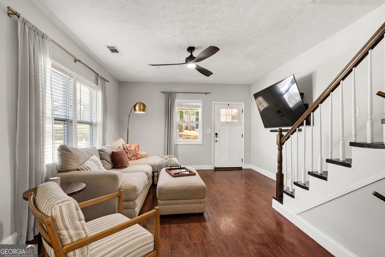 3 bedroom, 2 bathroom, 1,629 sq ft single family residence for rent at 1387 Avon Avenue, Atlanta, GA 30310 for $2,500 a month — photo 5