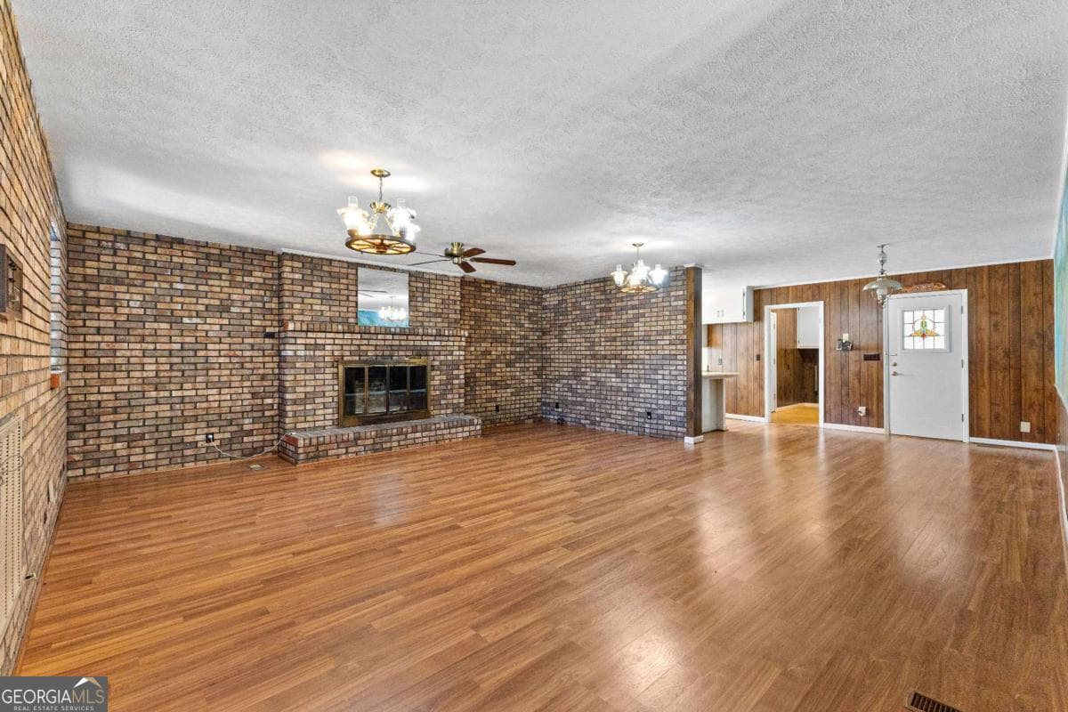3 bedroom, 2 bathroom, 2,600 sq ft single family residence for sale at 2540 Hannahs Mill Rd & 665 Atwater Road, Thomaston, GA 30286 — photo 8