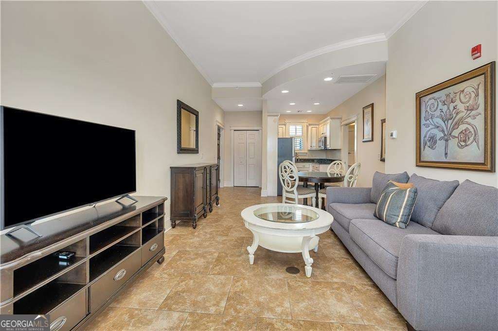 1 bedroom, 1 bathroom, 823 sq ft conversion for sale at 1015 Beachview Drive 103, St. Simons, GA 31522 — photo 3