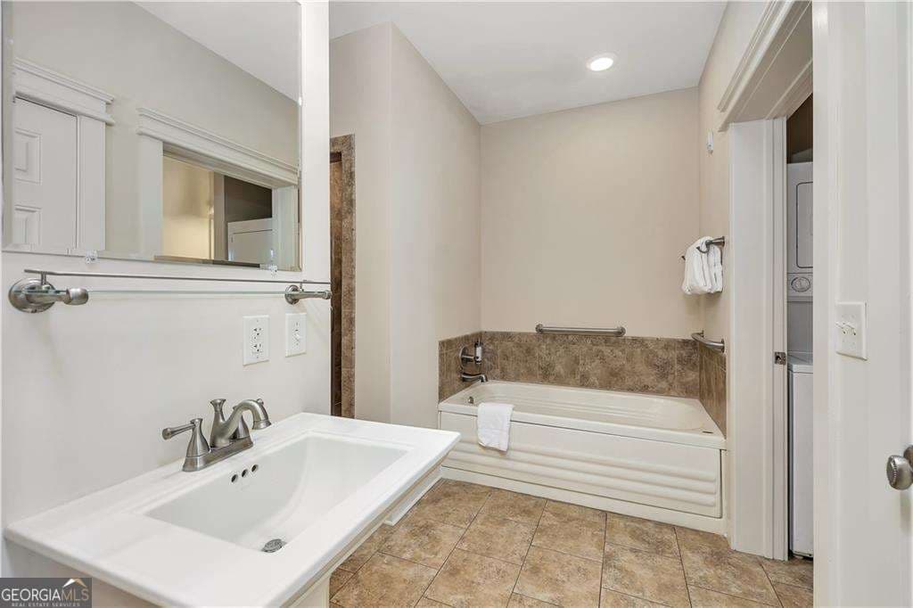 1 bedroom, 1 bathroom, 823 sq ft conversion for sale at 1015 Beachview Drive 103, St. Simons, GA 31522 — photo 8