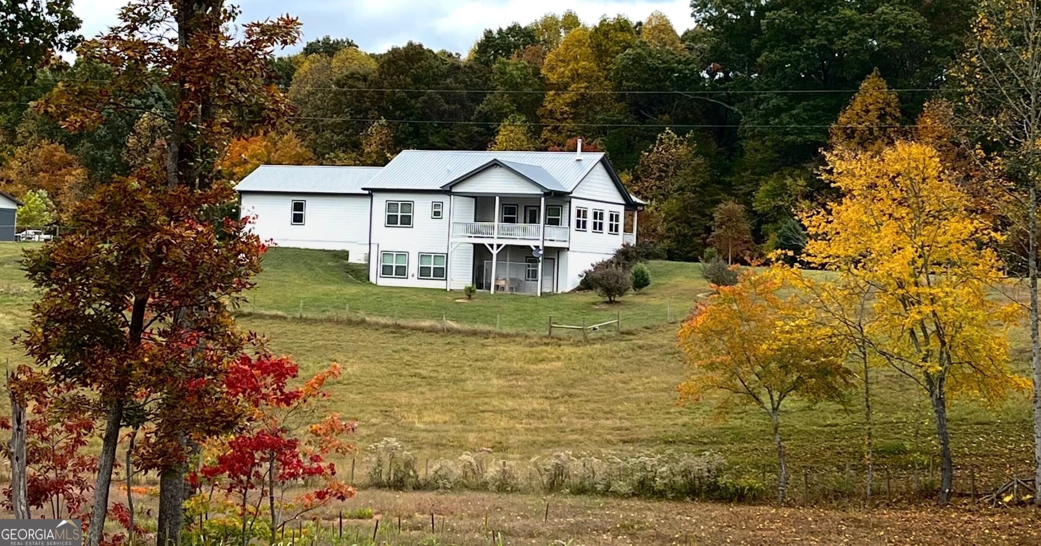 3 bedroom, 3 bathroom, 2,952 sq ft farm for sale at 192 Flowers Drive, Blairsville, GA 30512 — photo 2