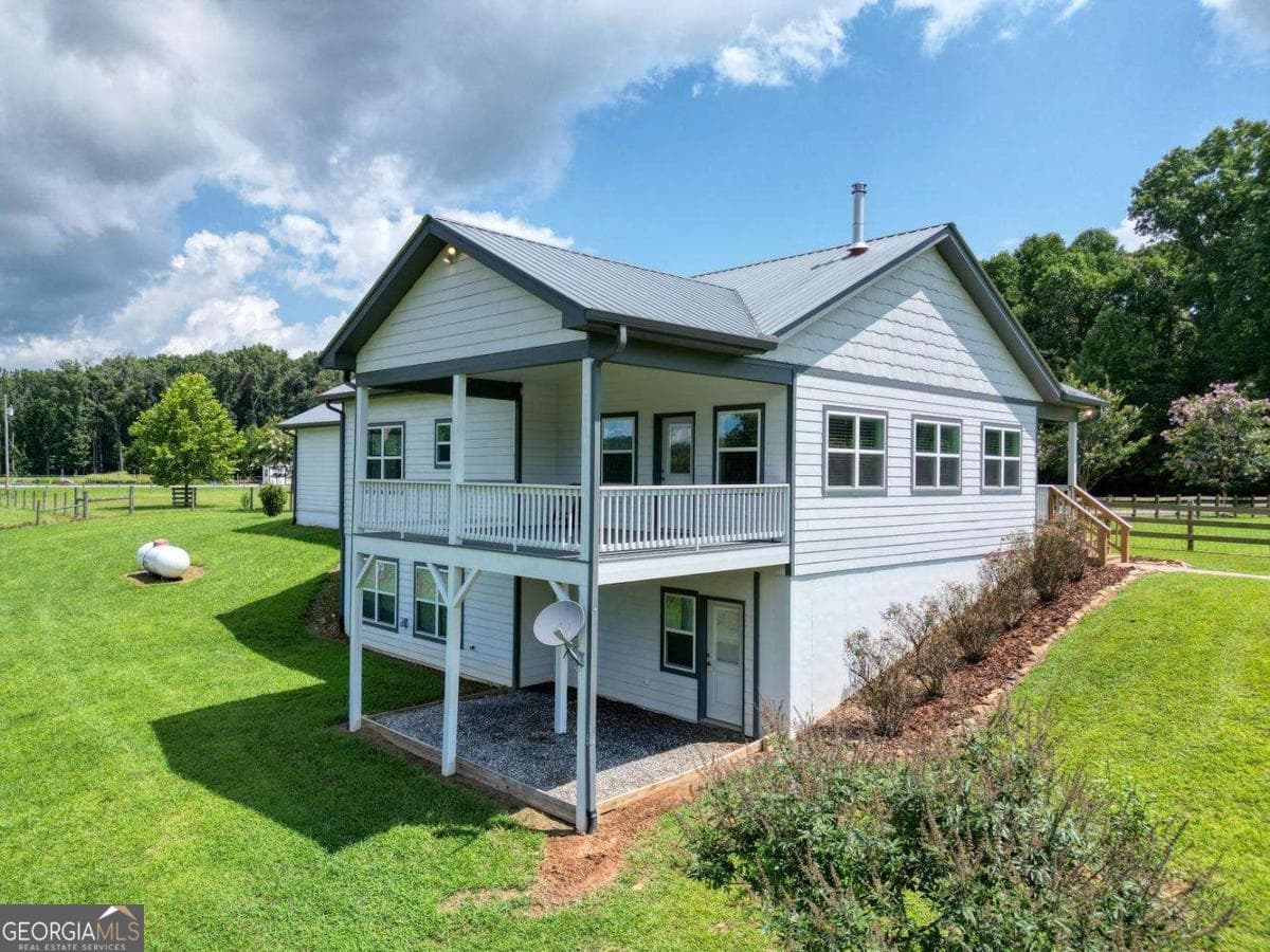 3 bedroom, 3 bathroom, 2,952 sq ft farm for sale at 192 Flowers Drive, Blairsville, GA 30512 — photo 10