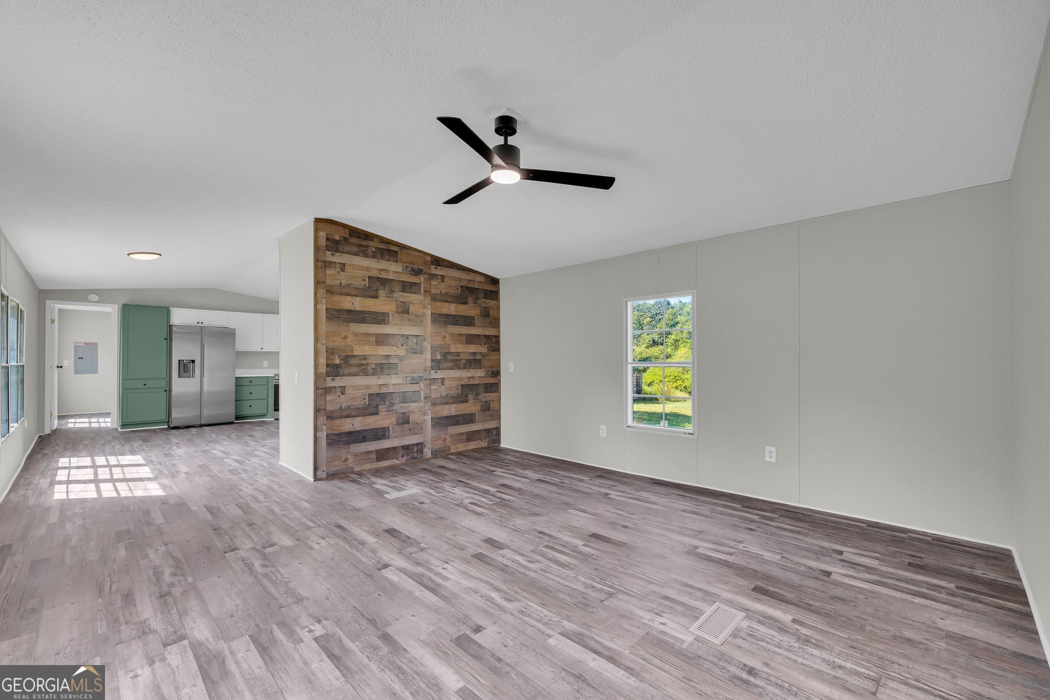 3 bedroom, 2 bathroom, 1,216 sq ft single family residence for sale at 820 E County Line Road, Danielsville, GA 30633 — photo 10