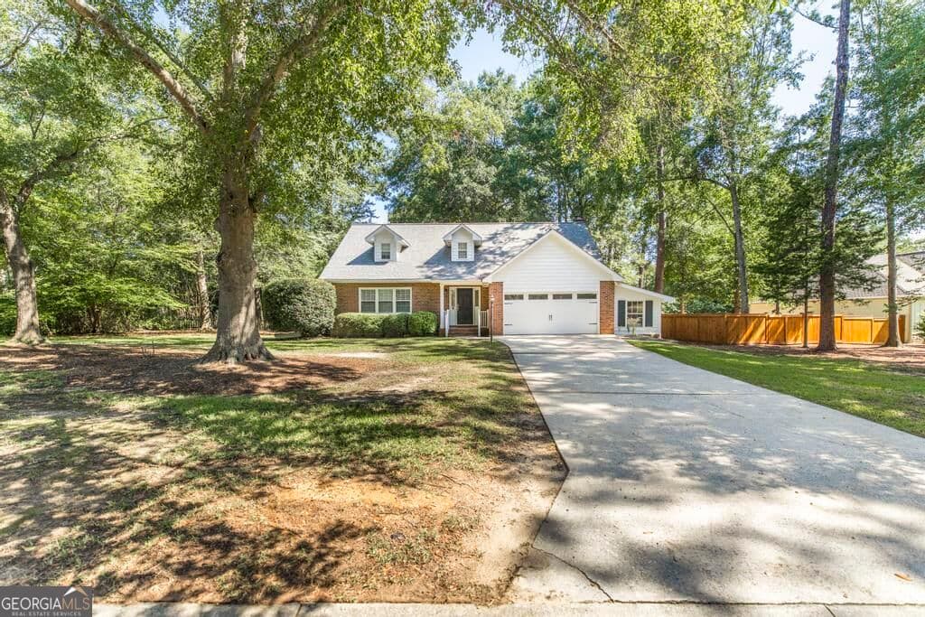 3 bedroom, 2.5 bathroom, 2,170 sq ft single family residence for sale at 1003 Cherokee Road, Perry, GA 31069 — photo 3