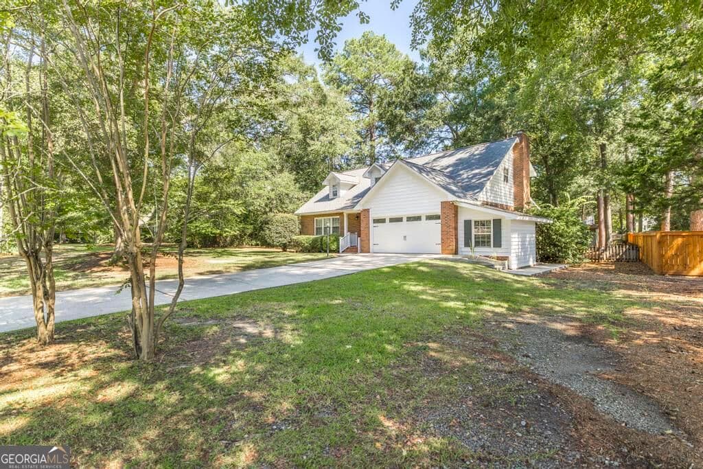 3 bedroom, 2.5 bathroom, 2,170 sq ft single family residence for sale at 1003 Cherokee Road, Perry, GA 31069 — photo 4