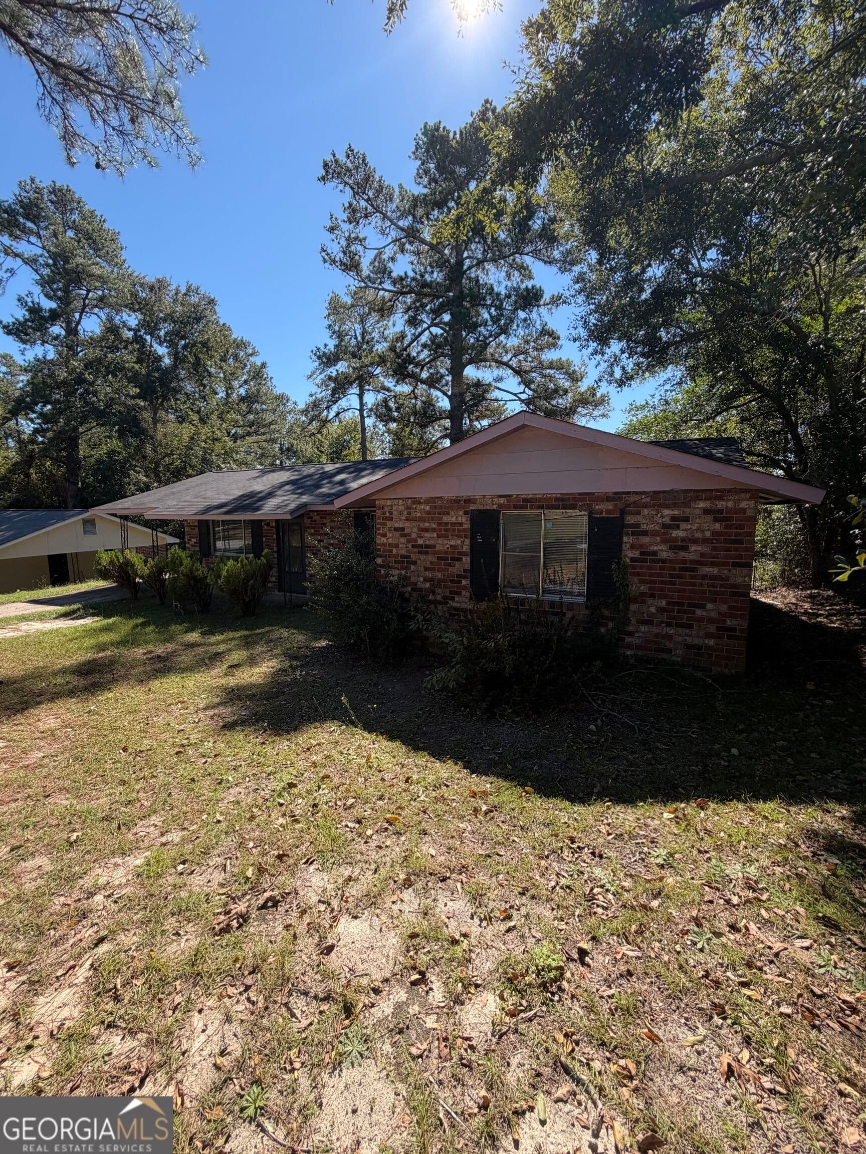 4 bedroom, 1.5 bathroom, 1,402 sq ft single family residence under contract at 2423 Lisbon Road, Augusta, GA 30906 — photo 3