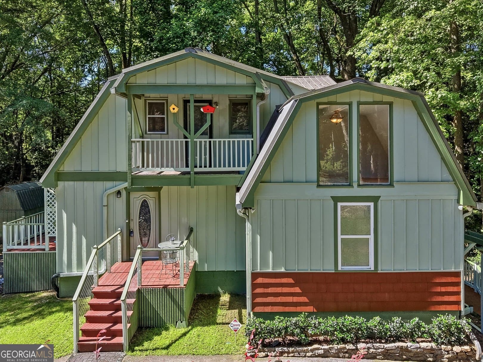 4 bedroom, 3.5 bathroom, 2,042 sq ft single family residence sold at 327 Lewis Circle, Commerce, GA 30529