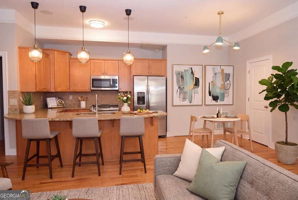2 bedroom, 2.5 bathroom, 2,010 sq ft townhouse for rent at 1377 Parkview Lane, Atlanta, GA 30324 for $3,400 a month — photo 2