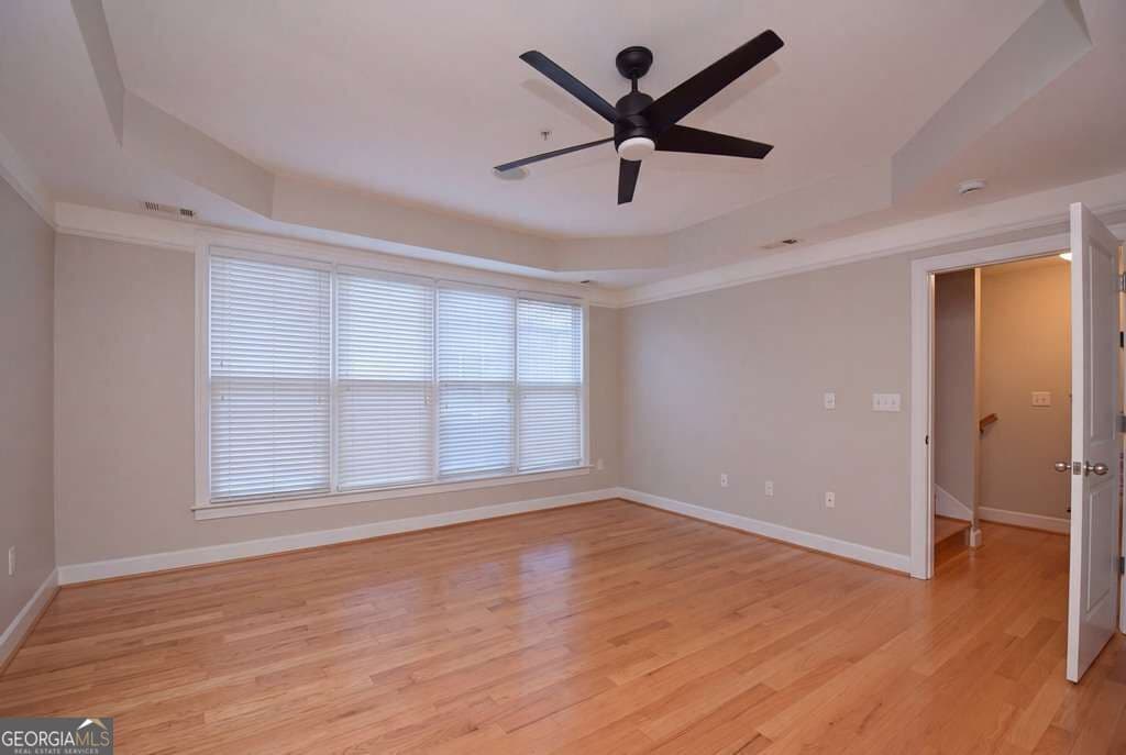 2 bedroom, 2.5 bathroom, 2,010 sq ft townhouse for rent at 1377 Parkview Lane, Atlanta, GA 30324 for $3,400 a month — photo 7