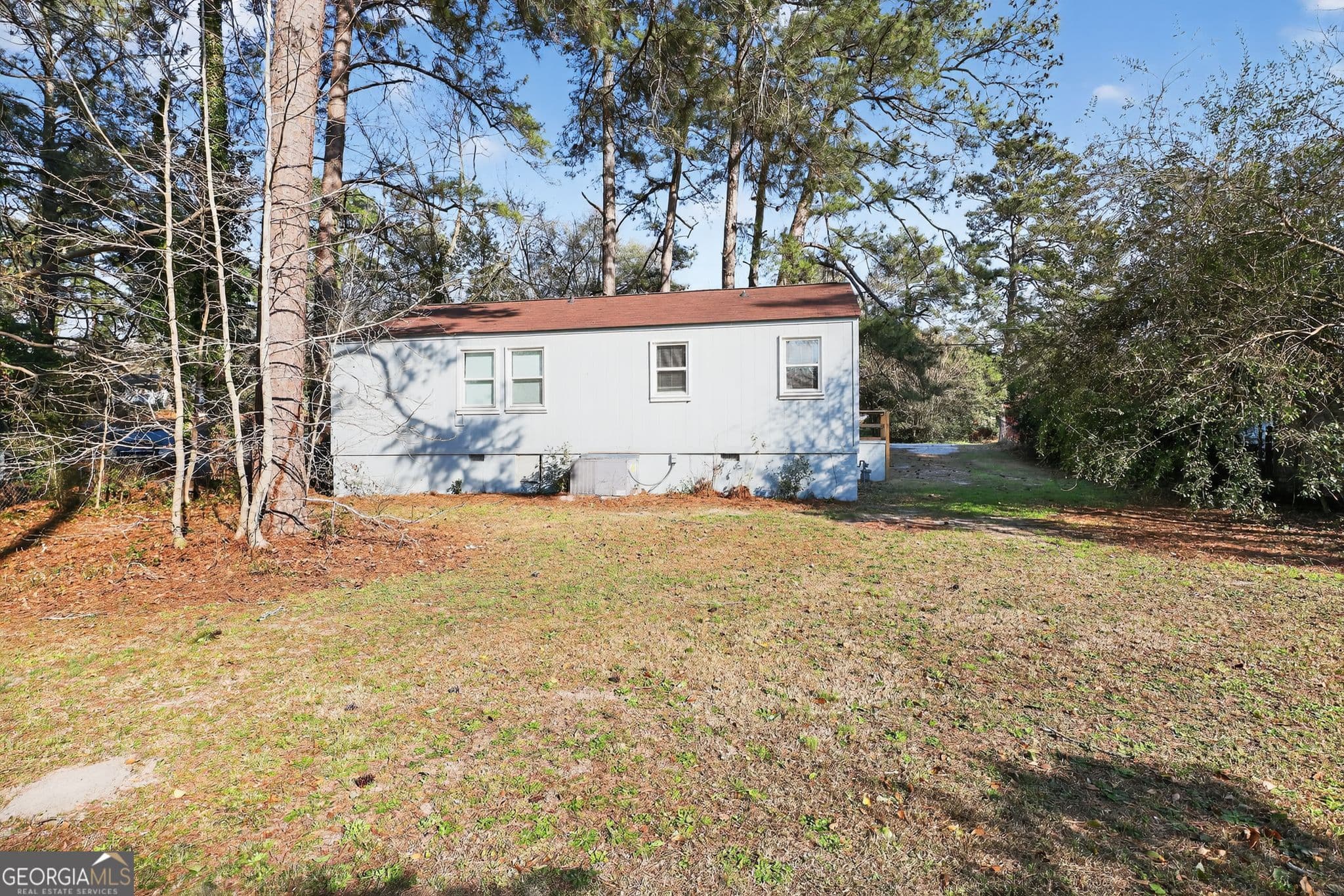 3 bedroom, 1 bathroom, 1,092 sq ft single family residence under contract at 2835 Fairmont Street, Augusta, GA 30906 — photo 2