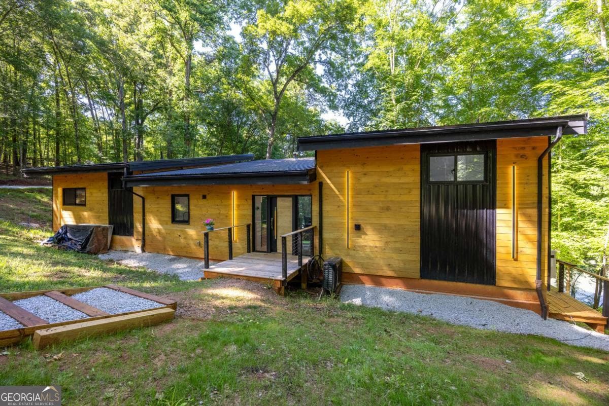 3 bedroom, 2 bathroom, 2,488 sq ft single family residence for sale at 642 Susan Davis Road, Sparta, GA 31087 — photo 7