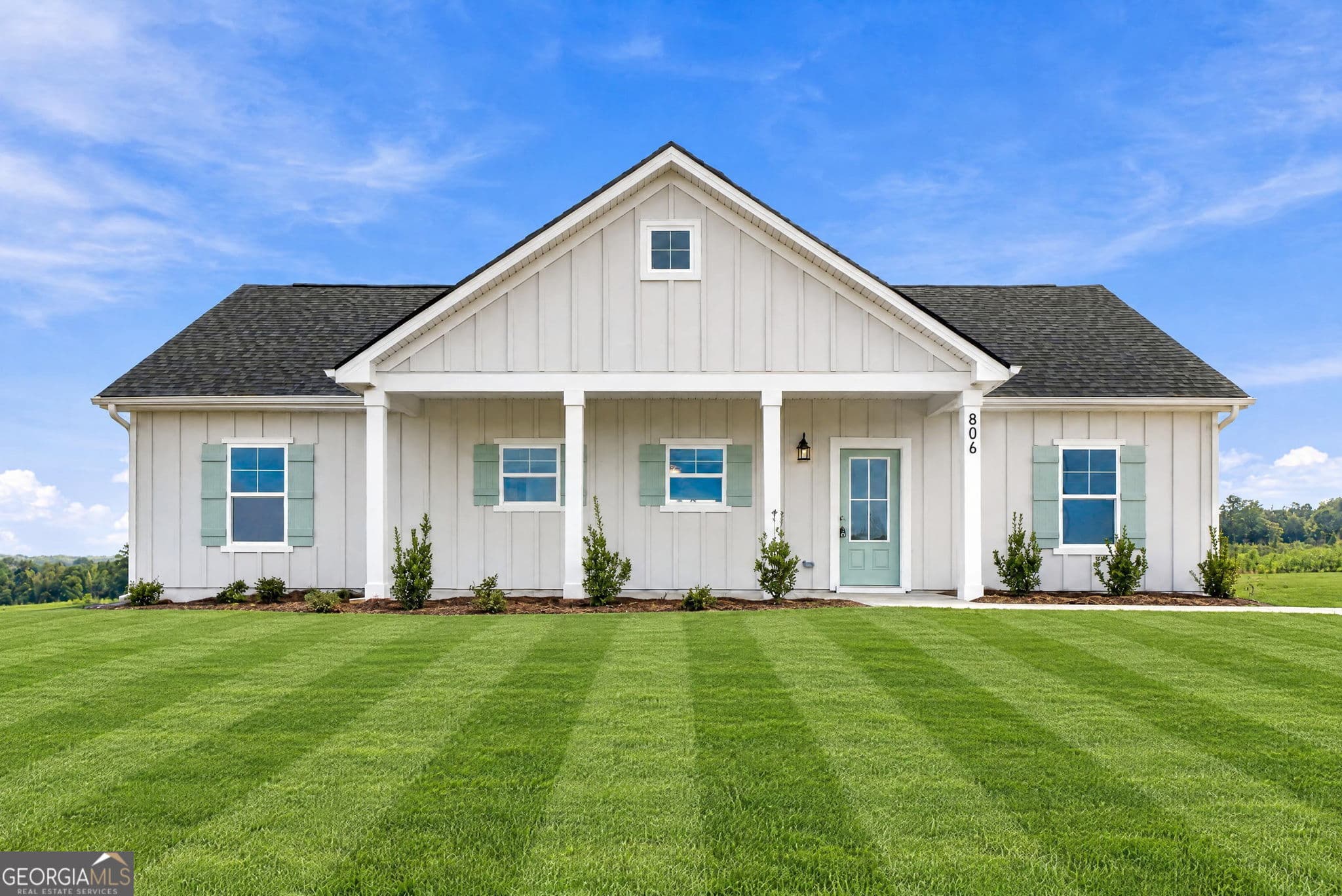 3 bedroom, 2 bathroom, 1,456 sq ft single family residence for sale at 1076 Primrose Circle, Greenville, GA 30222