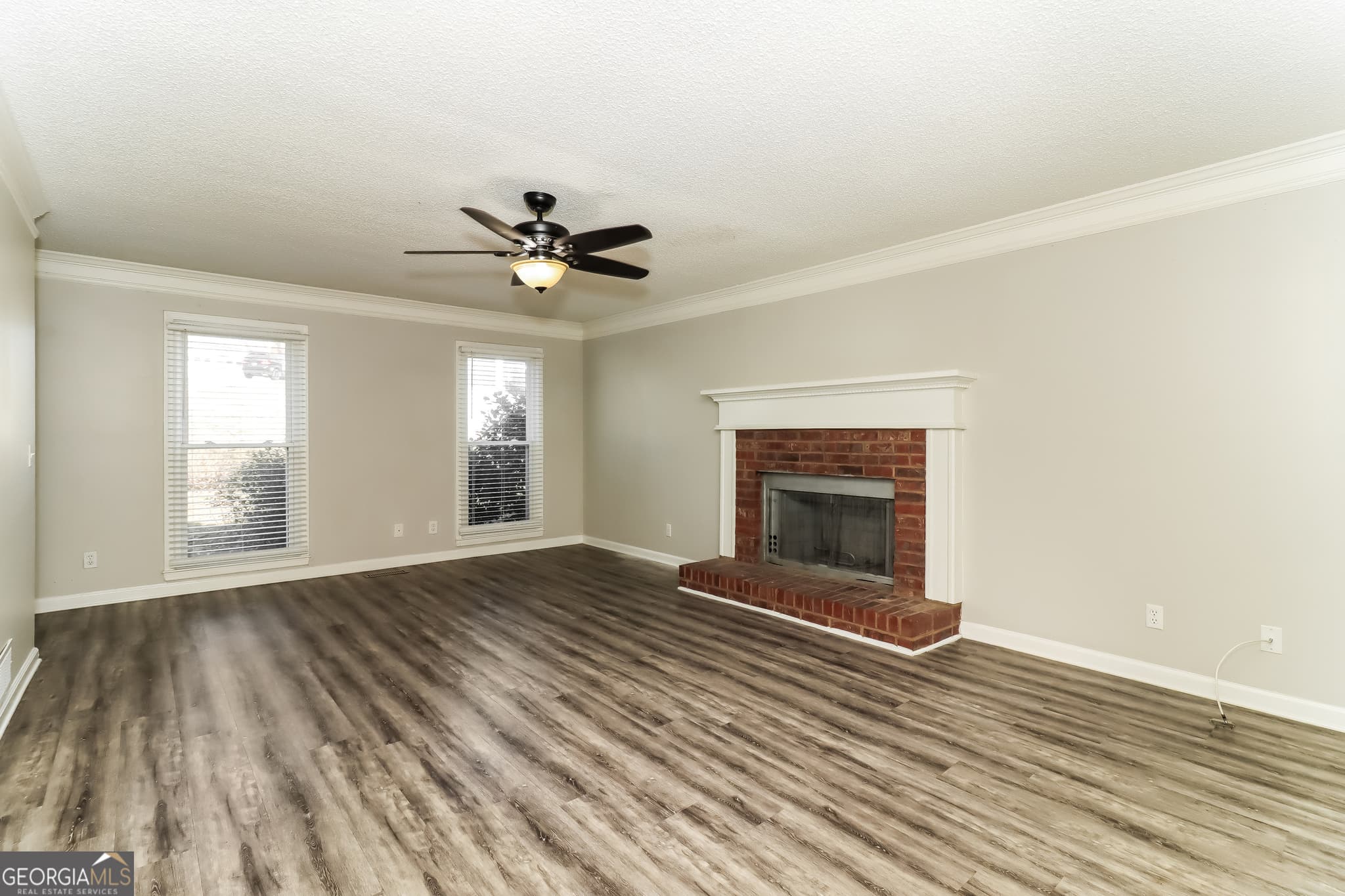 3 bedroom, 2.5 bathroom, 2,443 sq ft single family residence for sale at 1490 Mill Creek Court, Marietta, GA 30008 — photo 6
