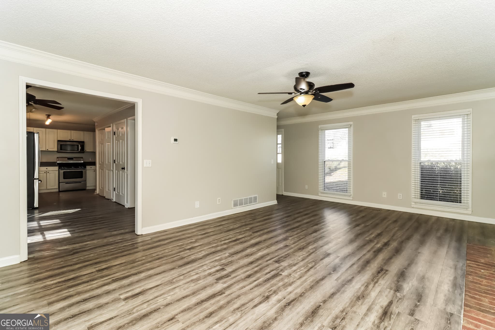 3 bedroom, 2.5 bathroom, 2,443 sq ft single family residence for sale at 1490 Mill Creek Court, Marietta, GA 30008 — photo 7