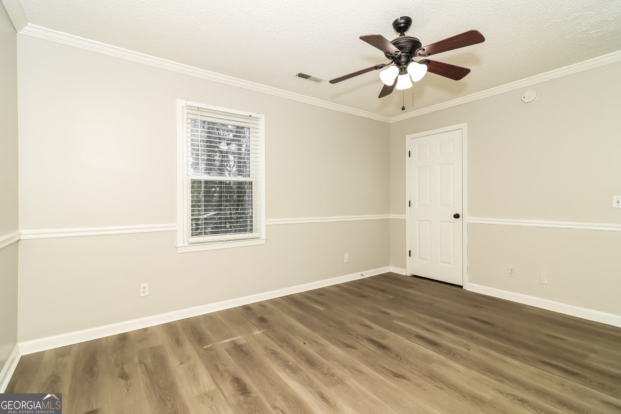 3 bedroom, 2.5 bathroom, 2,443 sq ft single family residence for sale at 1490 Mill Creek Court, Marietta, GA 30008 — photo 10