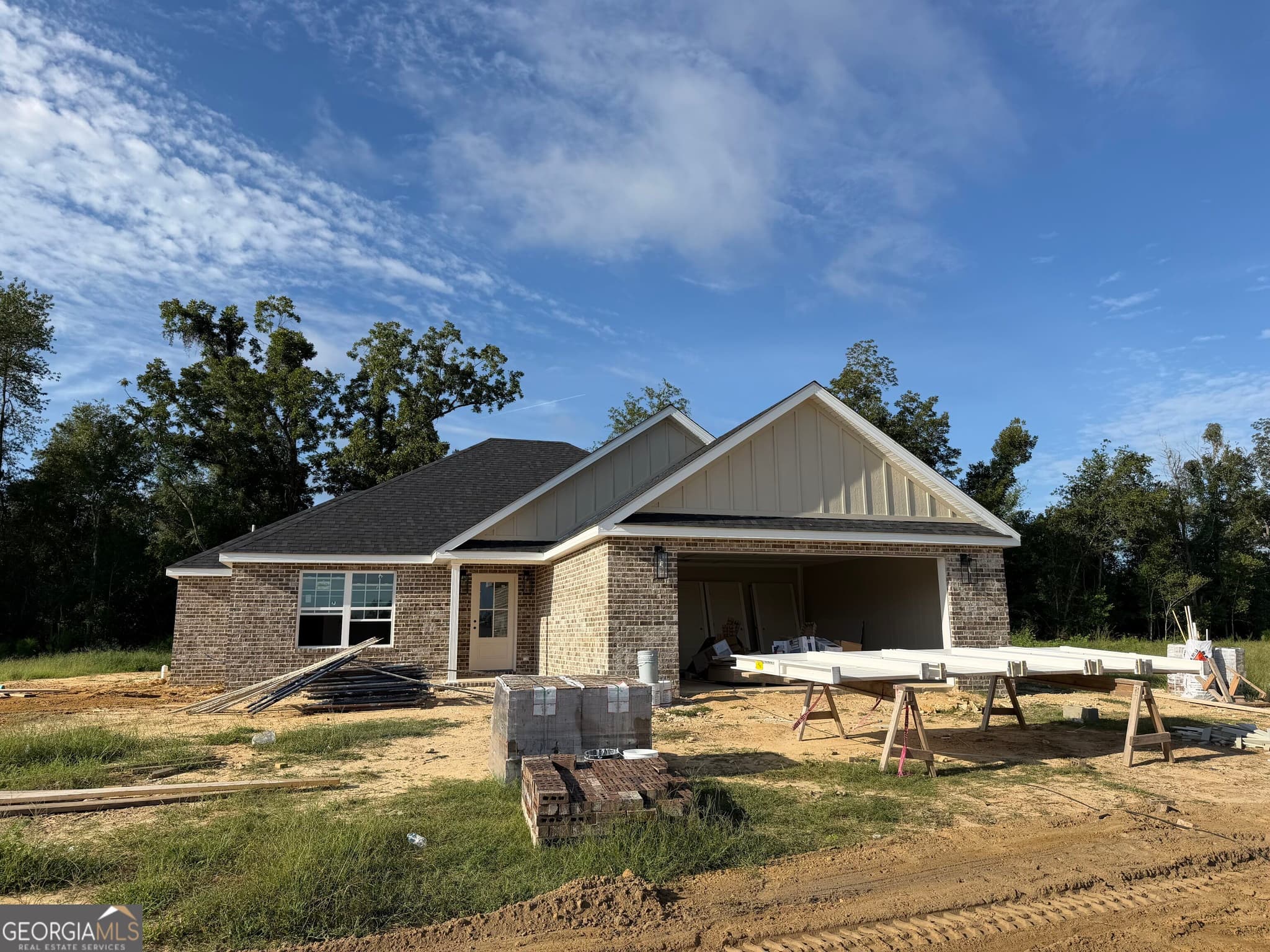 3 bedroom, 2 bathroom, 1,429 sq ft single family residence for sale at 122 Parker Place, Lyons, GA 30436